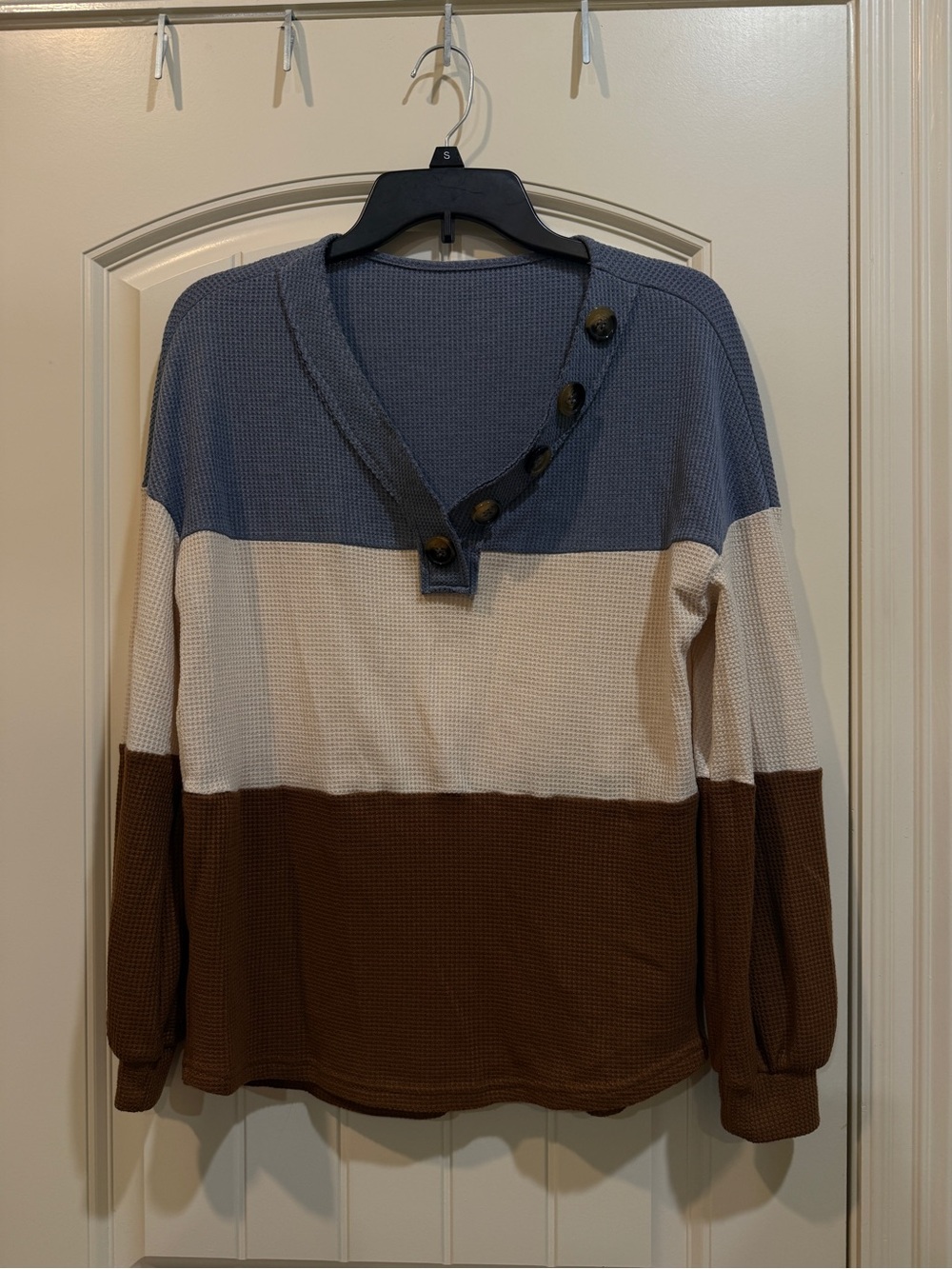 Colorblock Button Detail Waffle Knit Pullover - Blue, Cream & Brown